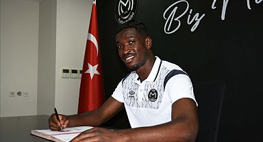 Manisa FK, Kwasi Wriedt ile sözleşme imzaladı