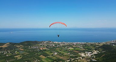 Marmara Bölgesi Yamaç Paraşütü Yarışması Yalova'da gerçekleştirildi