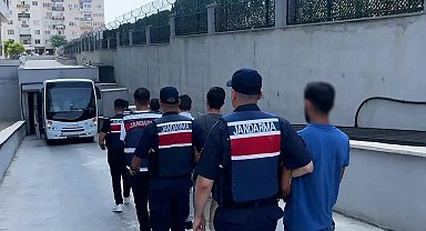 Mersin merkezli 2 ilde terör operasyonu; 5 gözaltı