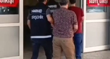 Midelerinden 1 kilo 850 gram uyuşturucu çıktı