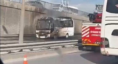 Minibüs yangını kamerada