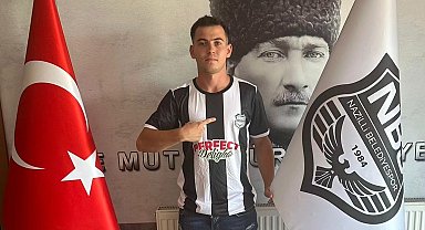 Nazilli Belediyespor'da Kürşat Yılmaz imzaladı