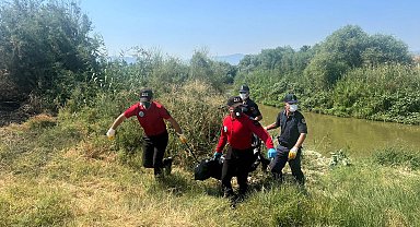 Nehirde akıntıyla sürüklenen çobanın cansız bedeni bulundu