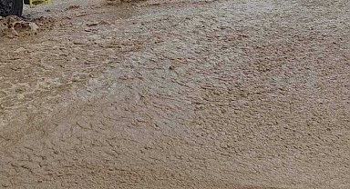 Niğde'de sağanak sele neden oldu