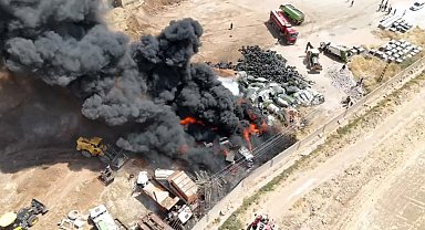 Nusaybin'de belediye hurdalığında yangın