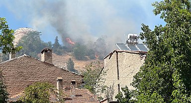 Otluk yangını Kütahya Kalesi'ne ulaşmadan söndürüldü