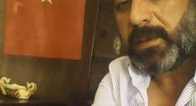 Patlayan lastiği değiştirirken otomobilin çarptığı sürücü öldü