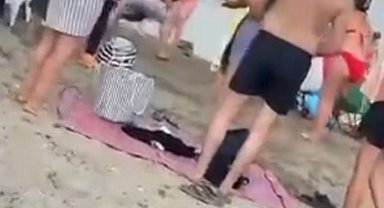 Plajda taciz iddiasıyla darbedildi, gözaltına alındı