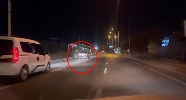 Polisin 'dur' ihtarına uymayıp, 10 kilometre kaçtı; kaçış ve yakalanma anı kamerada