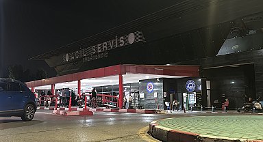 Sokakta yürürken motosikletli husumetlisinin silahlı saldırısında yaralandı