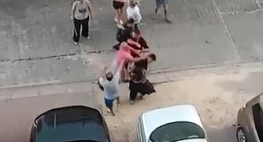 Tartıştığı çocuğu darbetti