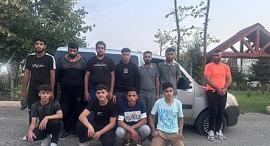 Tekirdağ'da 10 kaçak göçmen ile 1 organizatör yakalandı