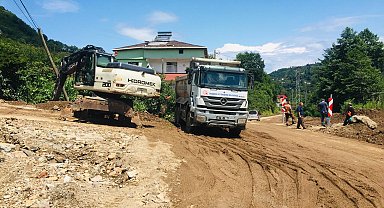 Trabzon'da selin izleri siliniyor