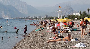 TÜİK: Turizm geliri 2'nci çeyrekte yüzde 11,8 arttı