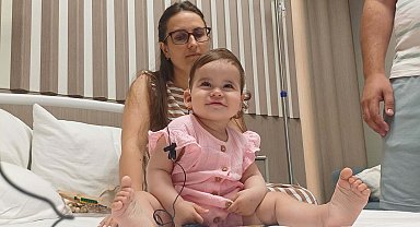 Ukraynalı bebek, 15 ay sonra duymaya başladı