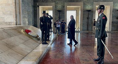Uyuşmazlık Mahkemesi üyelerinden Anıtkabir'e ziyaret
