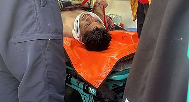 Van Gölü'nde kaybolan 3 arkadaştan 2'sinin cansız bedenine ulaşıldı