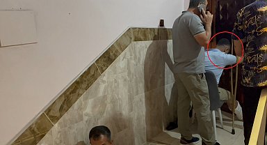 Yangın ihbarına giden itfaiyecilerin kapısını kırıp girdiği evde ölü bulundu