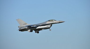 Zelenski: Çok yakında F-16'larla ilgili karar verilecek