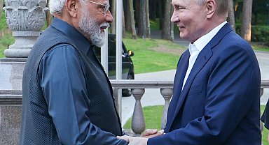 Zelenski, Modi'nin Rusya ziyaretini 'hayal kırıklığı' olarak adlandırdı