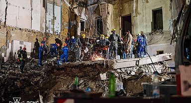 Zelenski: Rusya'nın füze saldırılarında 38 kişi hayatını kaybetti, 190 kişi yaralandı