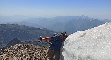 10 dağcı, 4 bin 135 rakımlı Reşko'nun zirvesine çıktı