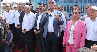 'Adana Şakirpaşa Havalimanı kapatılmasın' eylemi