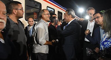 'Turistik Tatvan Treni', Bitlis'e ikinci seferini yaptı; misafirler halaylarla karşılandı