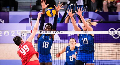 A Milli Kadın Voleybol Takımı, yarı finalde İtalya'ya mağlup oldu