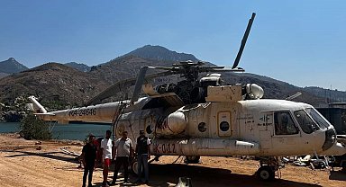 Adana'da düşen helikopter sudan çıkarıldı, Rusya'ya götürülmek üzere parçalanmaya başlandı