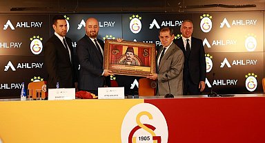 AHL Pay, Galatasaray Futbol Takımı'nın forma şort sponsoru oldu