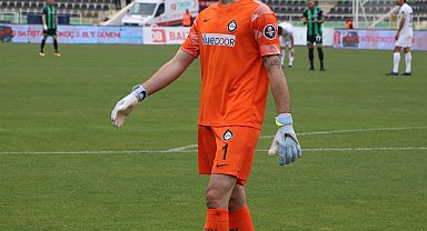 Altay'da kaleci Ozan telaşı