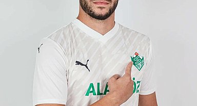 Altınordu'da Yusuf Can 1'inci Lig'e gitti