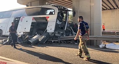 Ankara- Eskişehir kara yolunda otobüs kazası: 9 ölü, 26 yaralı