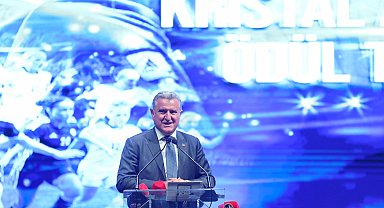 Ankara'da 'kristal ayaklar' ödül töreni düzenlendi