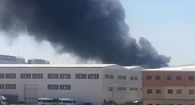 Ankara'da geri dönüşüm tesisinde yangın