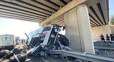 Ankara'da yolcu otobüsü, üst geçidin ayağına çarptı: 9 ölü, 26 yaralı