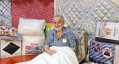 Askerde öğrendi, 70 yıldır yorgan dikiyor