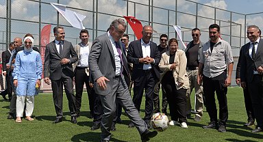 Bakan Bak: Hatay Stadı'nın ihalesi yapılacak