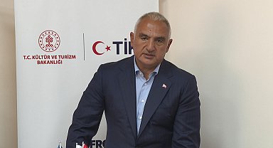 Bakan Ersoy, Girişimci Kadınlar Derneği Buhara Şubesi'ni ziyaret etti