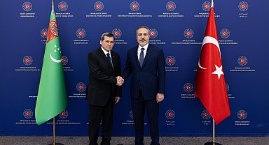 Bakan Fidan, Türkmenistanlı mevkidaşı Meredov ile görüştü