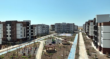 Bakan Kurum: Diyarbakır'da vatandaşlarımız sağlam binalarda güven içinde oturmaya başladı