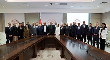 Bakan Memişoğlu: 1'inci basamak sağlık hizmeti sunan aile hekimliğini kuvvetlendireceğiz