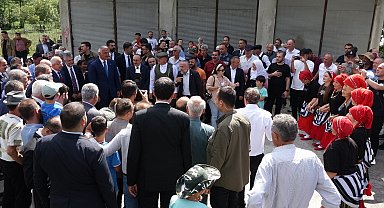 Bakan Uraloğlu: Bu yıl 230 milyon üstünde yolcu taşıyacağımızı öngörüyoruz