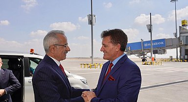 Bakan Uraloğlu, Kıbrıs'ta