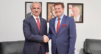 Bakan Uraloğlu, KKTC Bayındırlık ve Ulaştırma Bakanı Arıklı ile görüştü