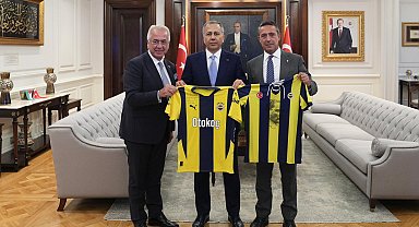 Bakan Yerlikaya, Fenerbahçe Başkanı Ali Koç'u kabul etti