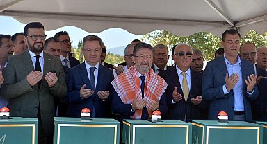 Bakan Yumaklı: 139 milyon tonluk bitkisel üretim yaparak önemli bir rekora daha imza attık