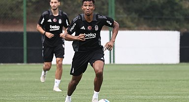 Beşiktaş'ta yeni transfer Uduokhai takımla ilk antrenmanına çıktı
