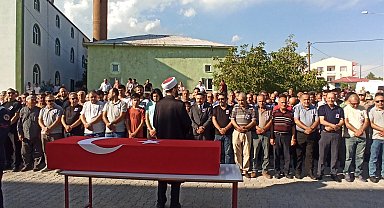 Beyin kanaması geçiren karakol komutanı, Bitlis'te toprağa verildi